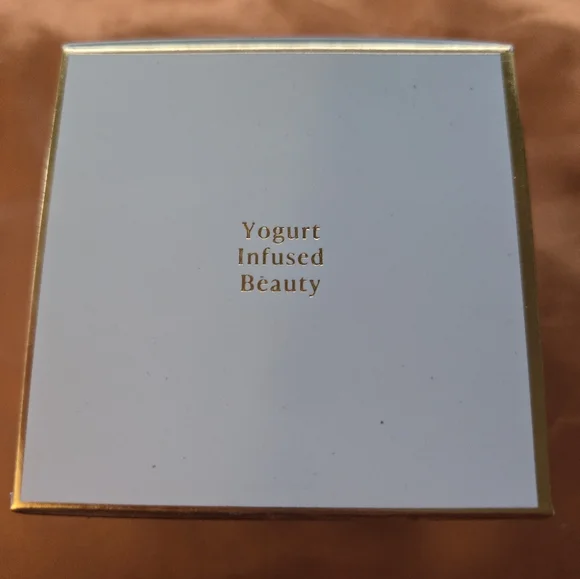 NIB Byroe Oat Yogurt Moisture Barrier Cream - Picture 3 of 6